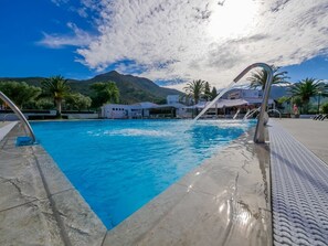 Pool - Rescator Resort 208 - One Bedroom Apartment, Sleeps 4 (Roses)