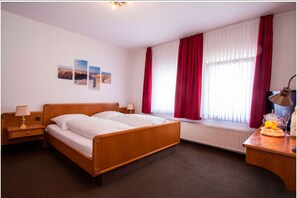 Bureau, Wi-Fi gratuit, draps fournis