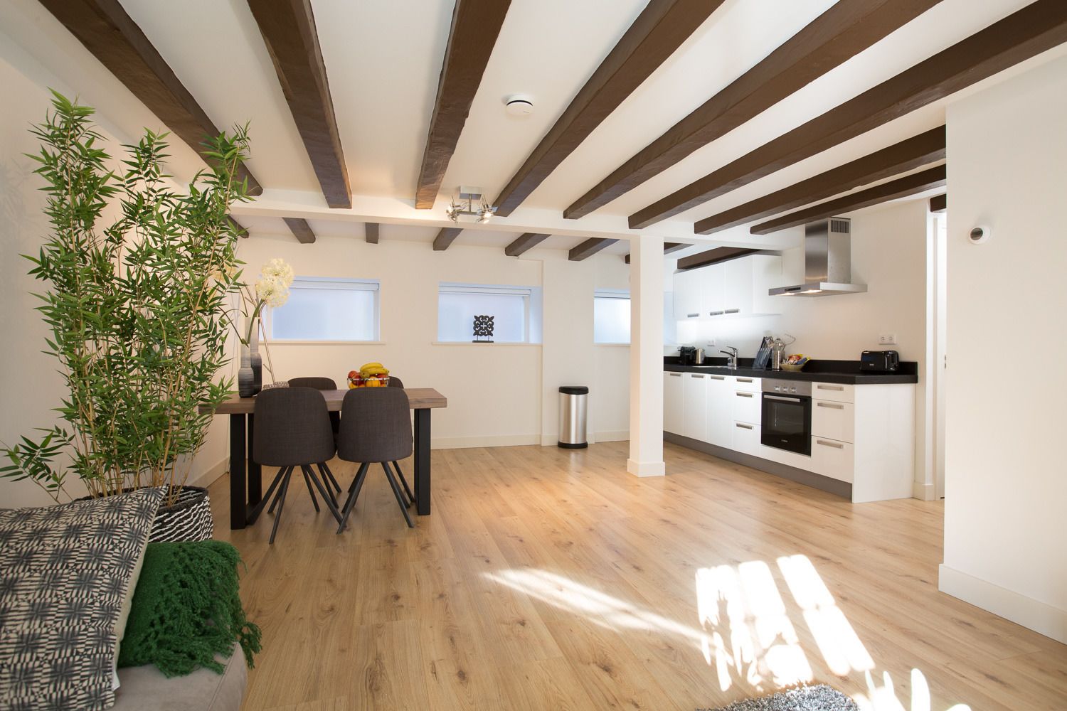 1 bedroom, desk, free cots/infant beds, free WiFi