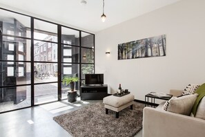 1 bedroom, iron/ironing board, free cots/infant beds, free WiFi