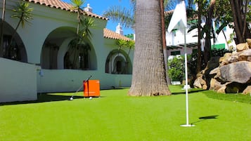 Área de juegos infantiles al aire libre