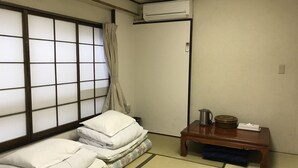 TR. Triple Japanese Style Room, Non Smoking, Private Bathroom | Free WiFi - Kinuya Honkan (Tokyo)