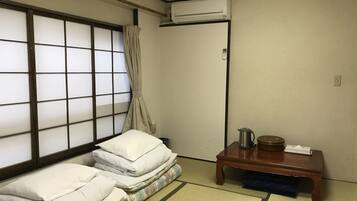 TR. Triple Japanese Style Room, Non Smoking, Private Bathroom | Free WiFi