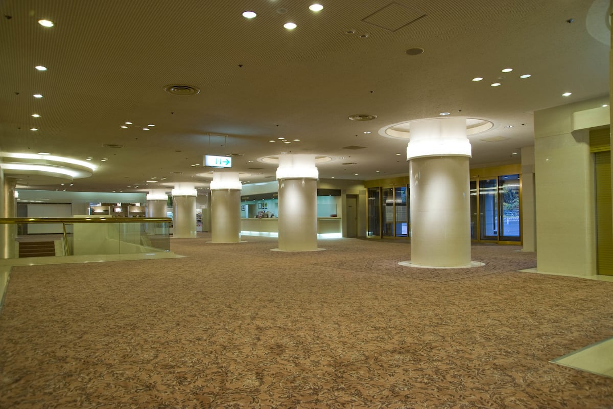 lobby