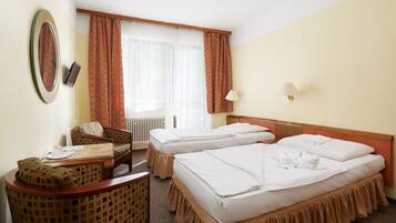 Standard Twin Room, 1 Bedroom, Park View, Annex Building | Bed sheets