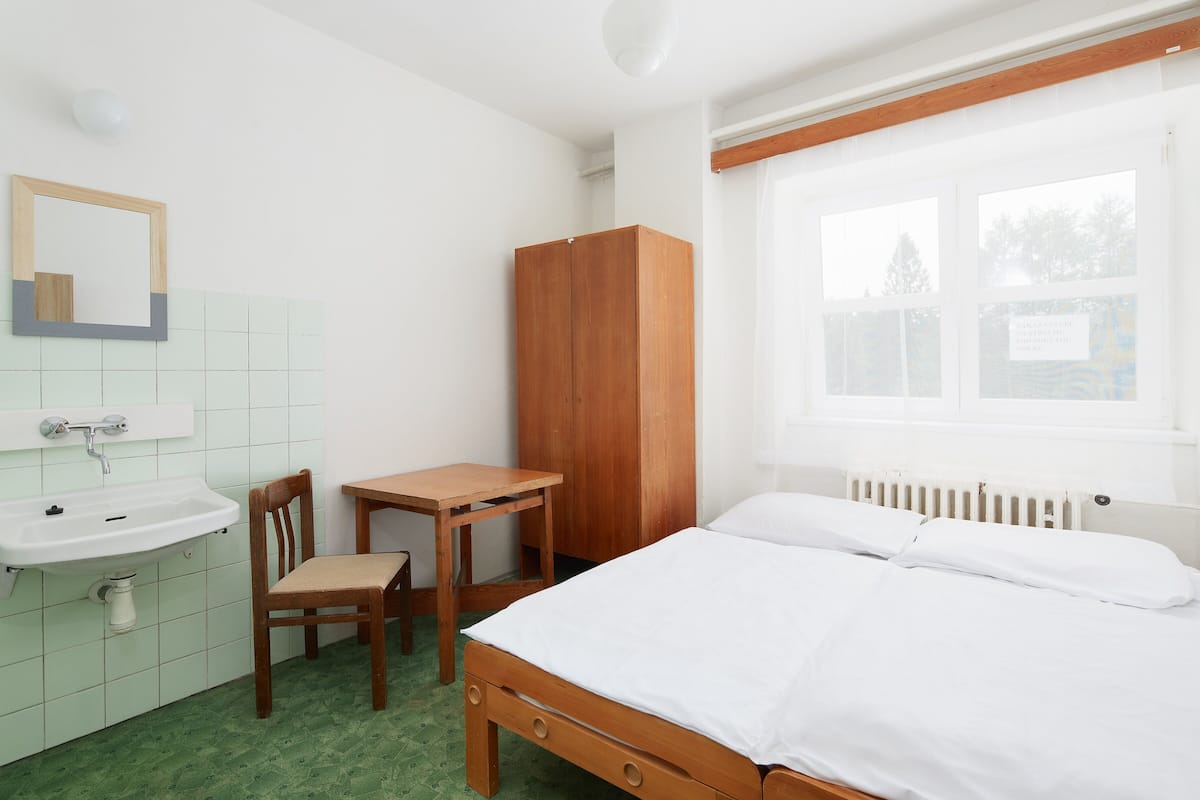 Economy Double Room