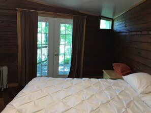 2 bedrooms, WiFi, bed sheets - COZY CABIN Is A Centrally Located Cabin In The Red River Gorge, Ky (Slade)
