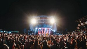 A large outdoor concert venue with a stage and a crowd of people. - Gruene Vista on the Guadalupe - 1 mi to Gruene, 3 mi to Downtown NBTX, Panoramic Hill Country Views (New Braunfels)