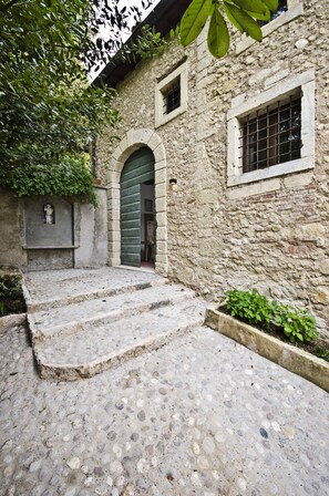 Entrada de la propiedad