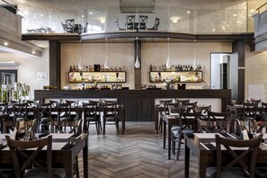 Breakfast, lunch and dinner served  - Krasicki Hotel Resort & SPA (Swieradow-Zdroj)