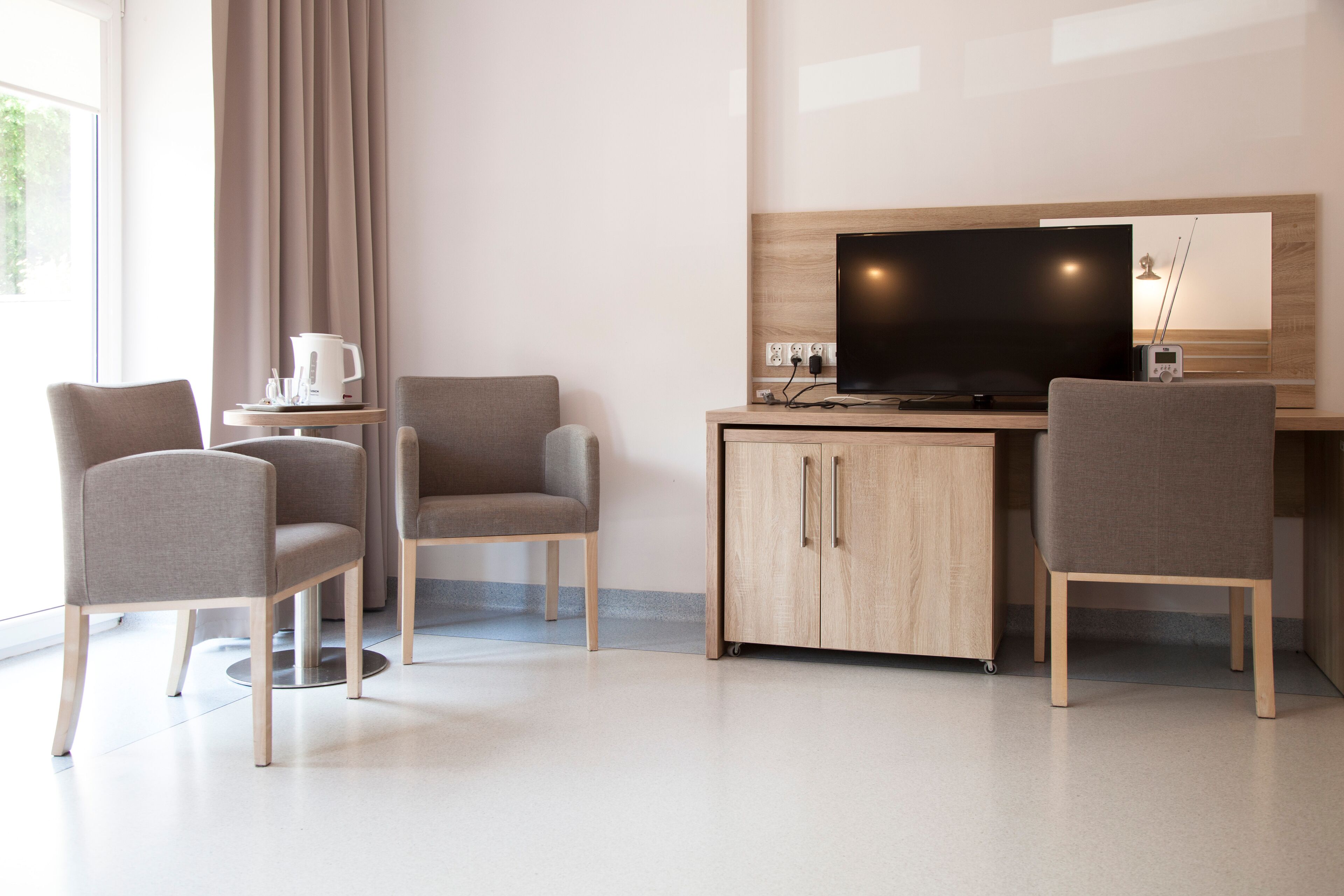 comfort double room | television