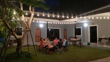 Superior Room A12 | Terrace/patio