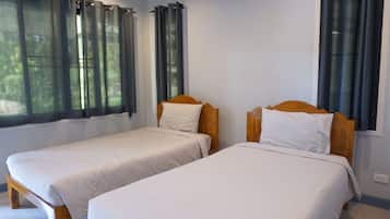 Standard Room | Free WiFi, bed sheets
