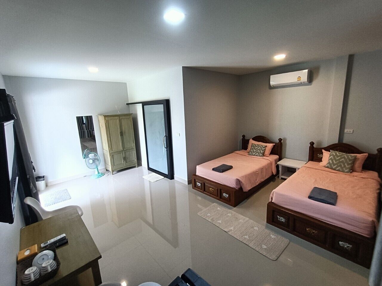 Superior Room A12 | Free WiFi, bed sheets