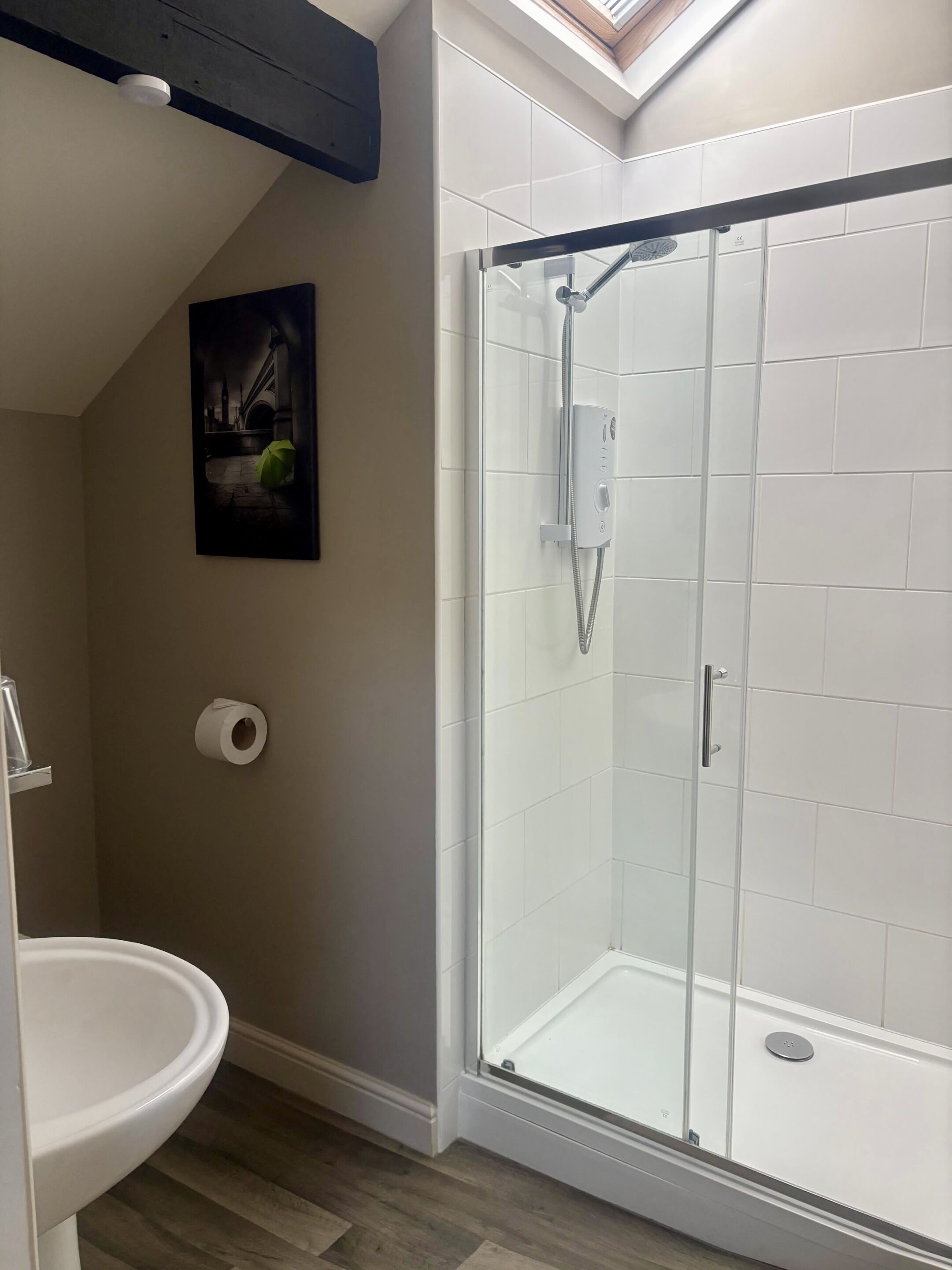 Standard Loft, Ensuite (Attic Room with desk) | Bathroom