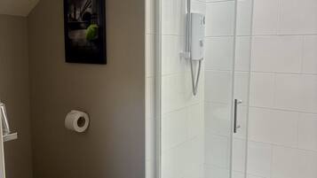 Standard Loft, Ensuite (Attic Room with desk) | Bathroom