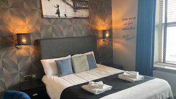 Deluxe Double Room, Ensuite | Interior