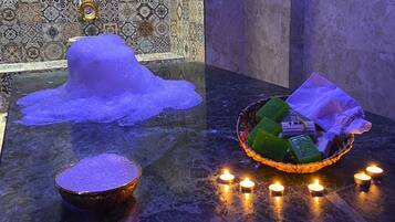 Couples treatment rooms, Turkish bath, deep-tissue massages