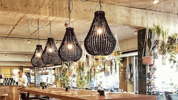 Lunch and dinner served, Middle Eastern cuisine