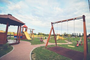 Children’s play area – outdoor - Hotel Phoenix (Velika Gorica)