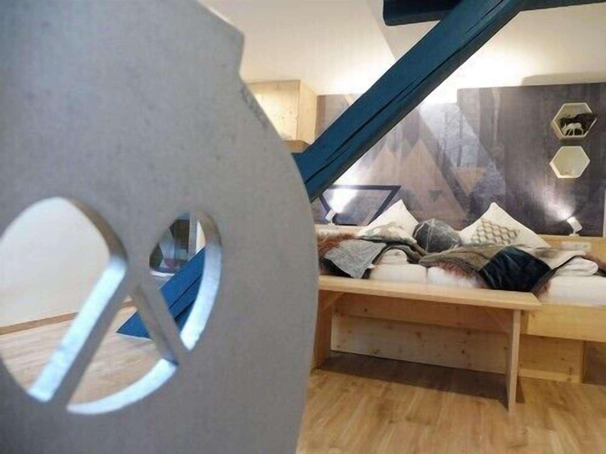 Standard Triple Room, Ensuite, Mountain View