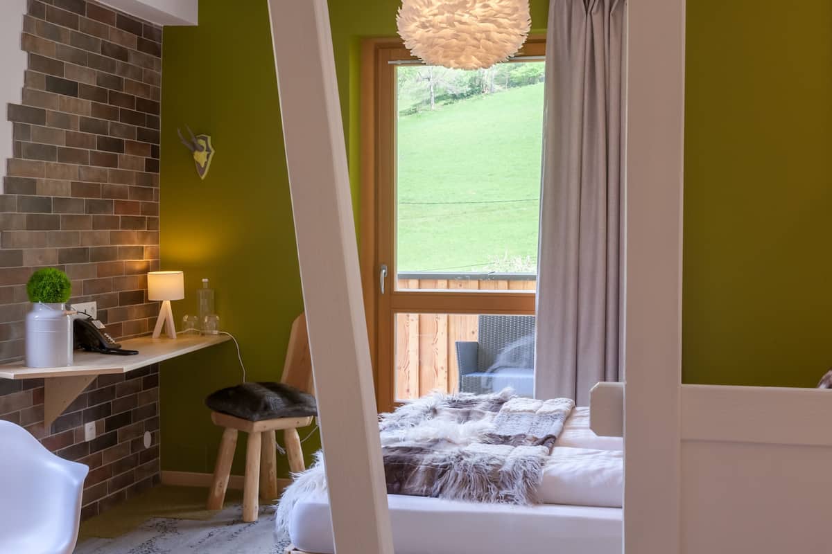 standard quadruple room, ensuite