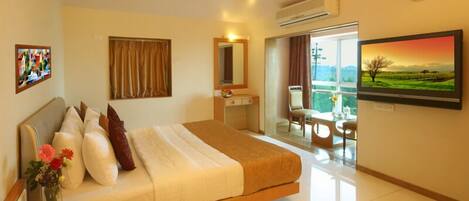 Rollaway beds, free WiFi