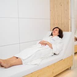 Een sauna, warm/mineraalwaterbronnen, lichaamsbehandelingen