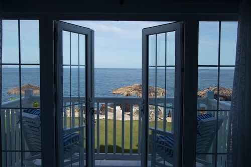 The SeaGull @ Little Bay Country Club, Negril