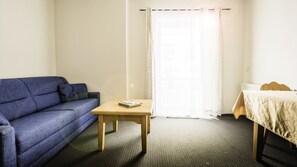 Standard Apartment, 1 Bedroom | Living area