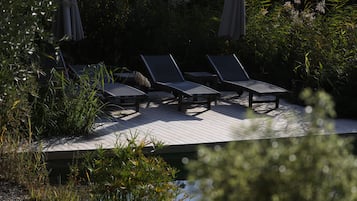 Sun deck