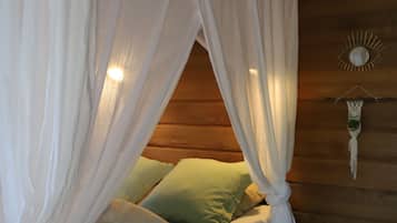 Family Tree House, 2 Bedrooms (King Louie & Mowgli) | 1 bedroom, premium bedding, individually decorated