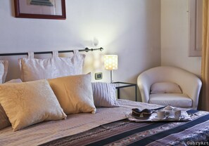 2 bedrooms, premium bedding, down comforters, individually decorated - San Frediano House by Mmega (Florence)