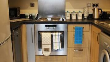 Apartemen Mewah, 2 kamar tidur | Dapur pribadi | Lemari es, microwave, oven, dan mesin pencuci piring