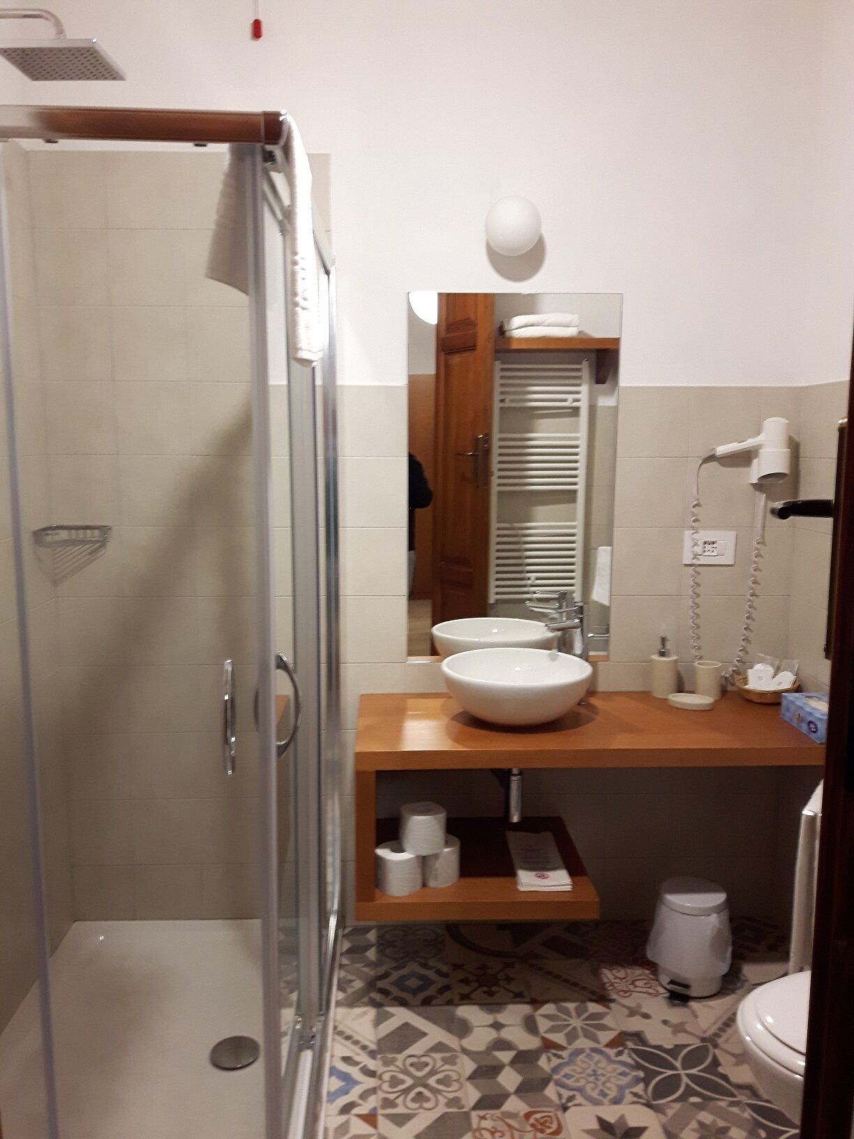 Photo - Art Guest House