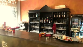 酒吧(店内)