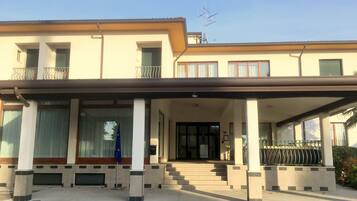 Facciata della struttura