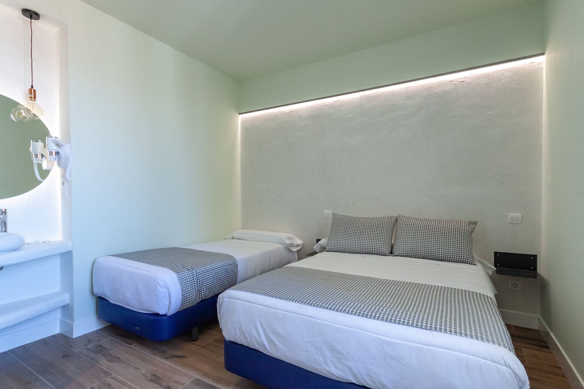 Dreibettzimmer