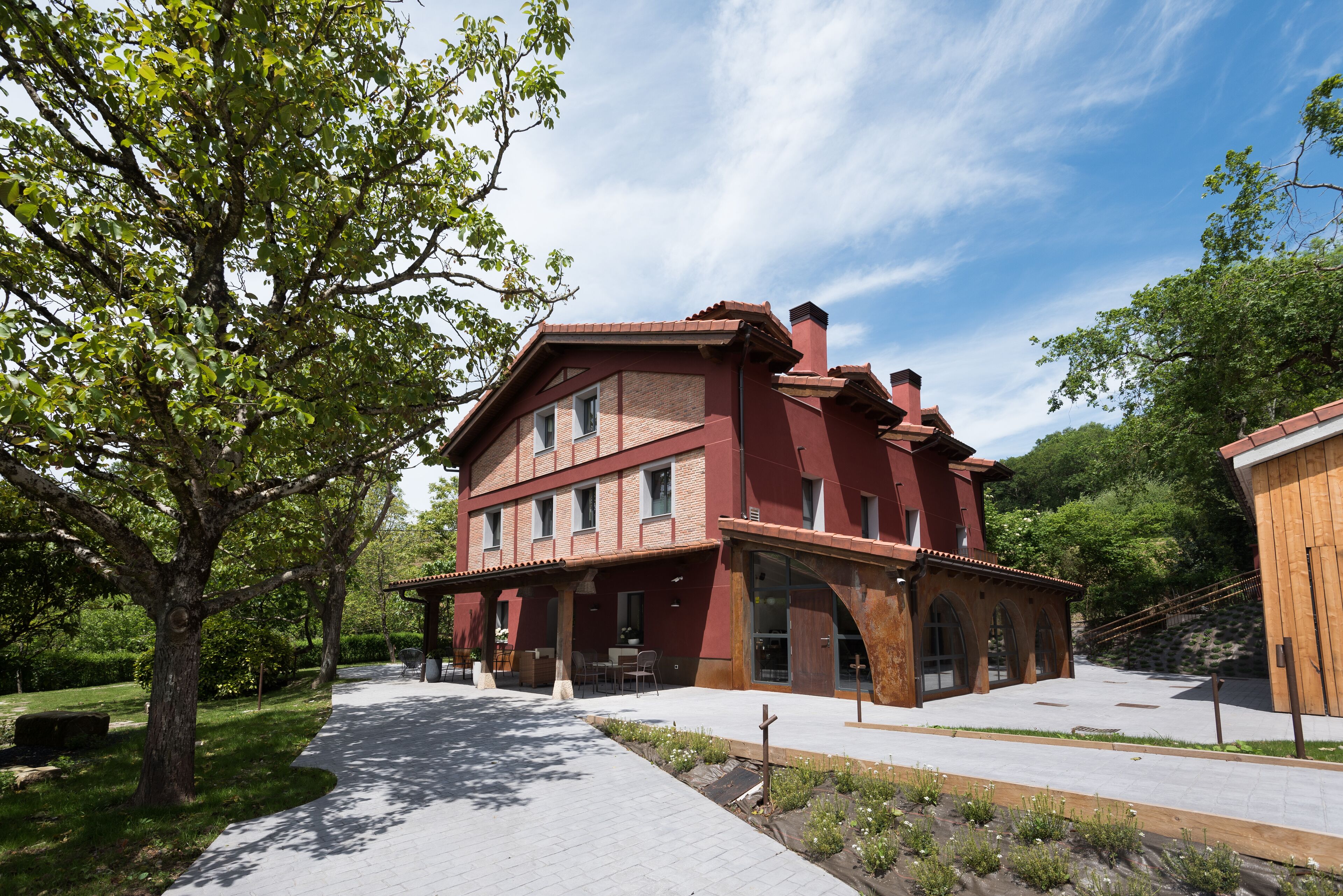 Smart-TV, Bücher, Fußbodenheizung