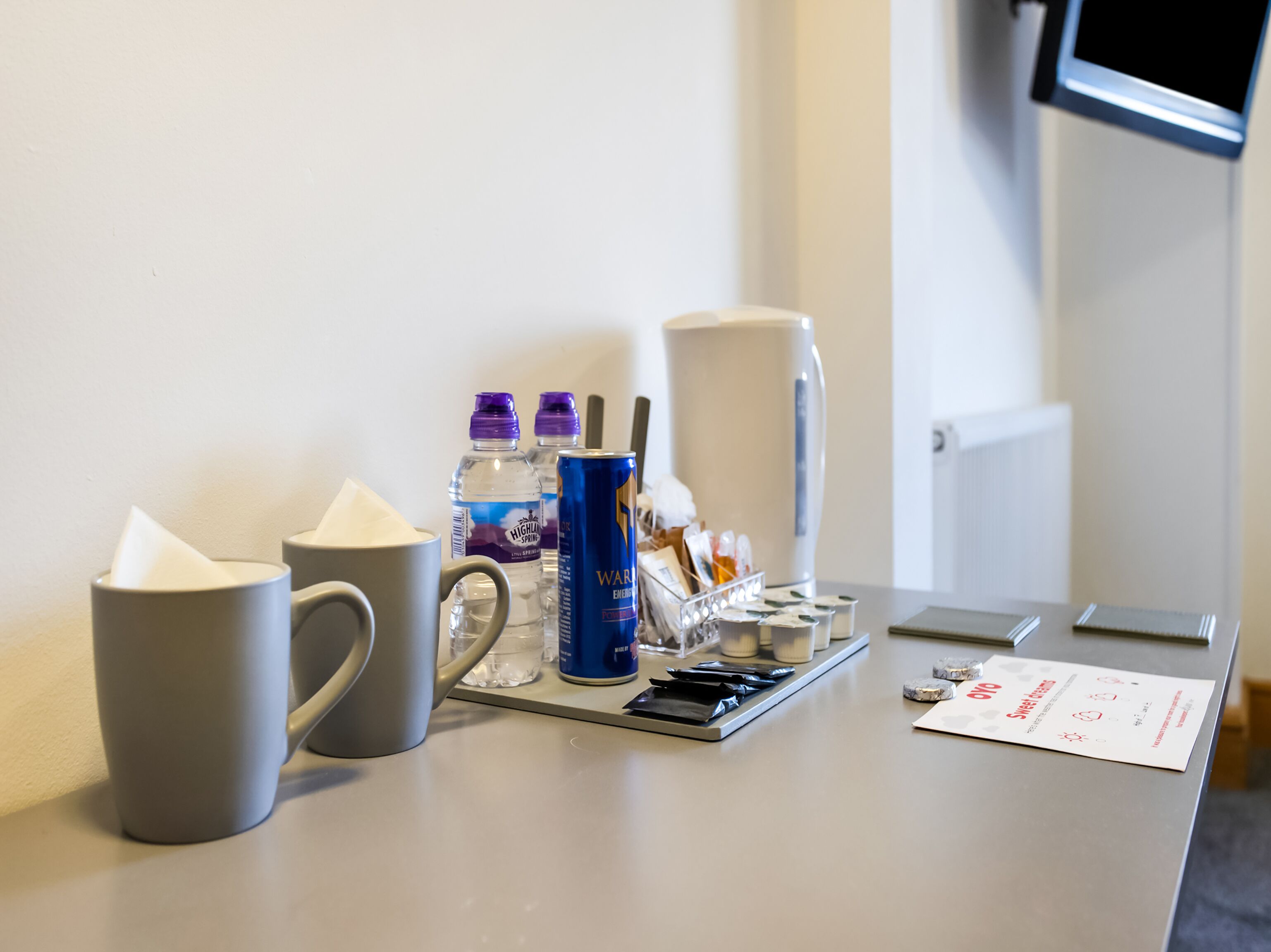 Schreibtisch, kostenloses WLAN, Bettwäsche