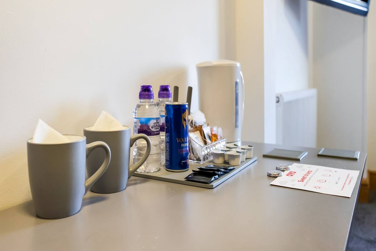 Schreibtisch, kostenloses WLAN, Bettwäsche