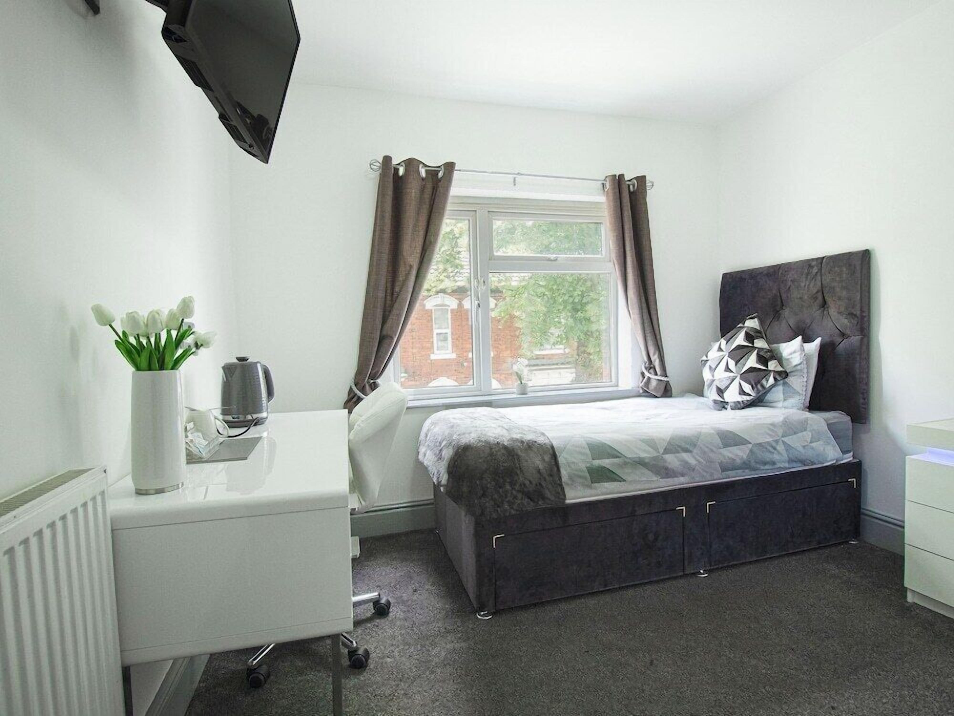 Standard Single Room | Desk, free WiFi, bed sheets