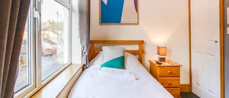 Standard Single Room, 1 Twin Bed | Desk, free WiFi, bed sheets