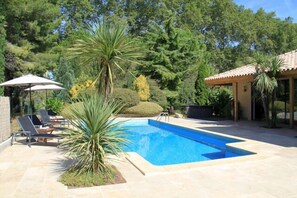 Utomhuspool