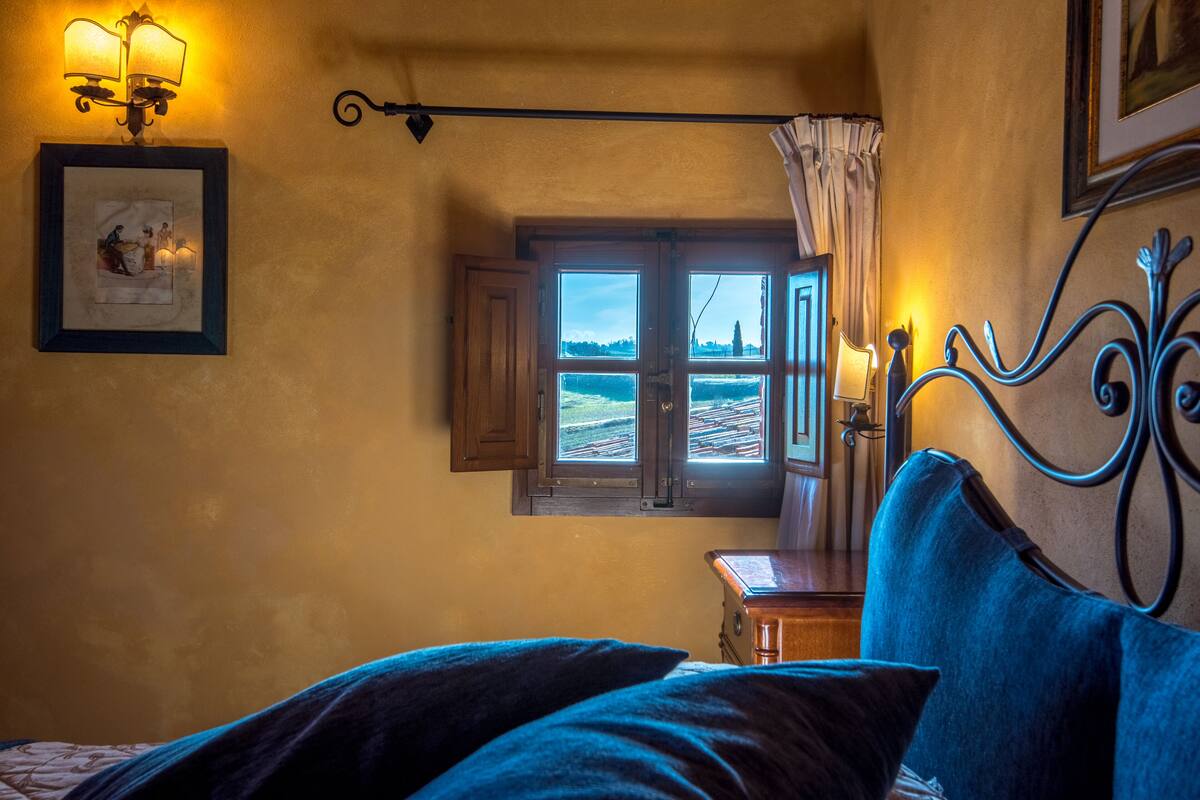 1 bedroom, premium bedding, down duvets, memory-foam beds