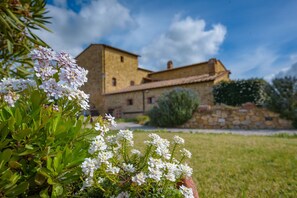 Outdoor banquet area - Agriturismo Il Macchione (Pienza)