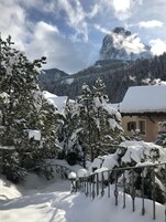 Snow and ski sports