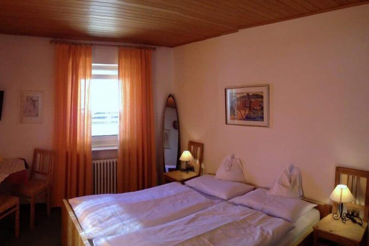 Standard Double Room | Hypo-allergenic bedding, in-room safe, desk, free WiFi