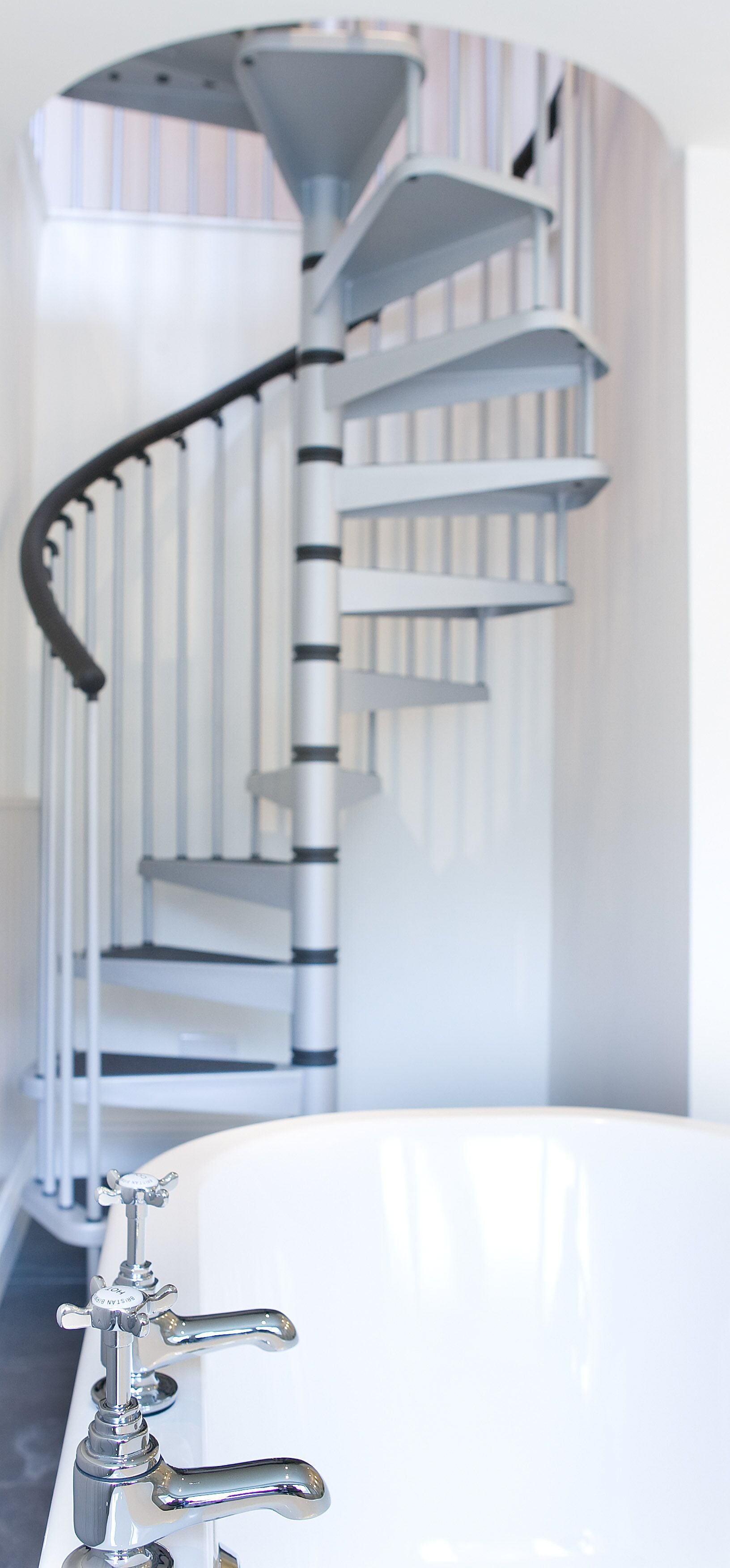 Ultimate Comfy (Room 12)  | Bathroom | Free toiletries, hair dryer, bathrobes, towels