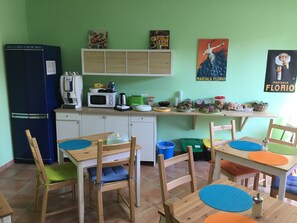 Tägliches inbegriffenes Frühstücksbuffet